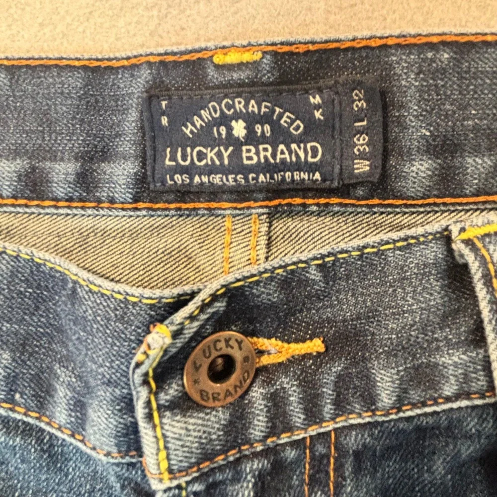 Lucky Brand Vintage Straight Mens Blue Denim Jeans 36x32 Medium Wash